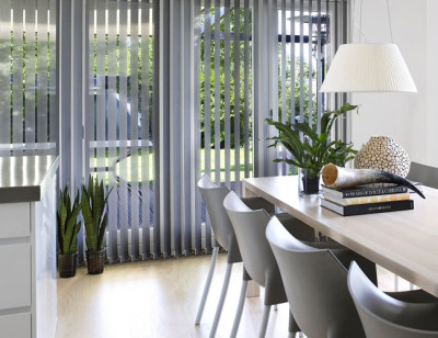 Jaunumi - Žalūzijas pake&scaron;u logiem, rulo kasē&scaron;u, dienas nakts žalūziju cenas un uzstādī&scaron;ana Rīgā